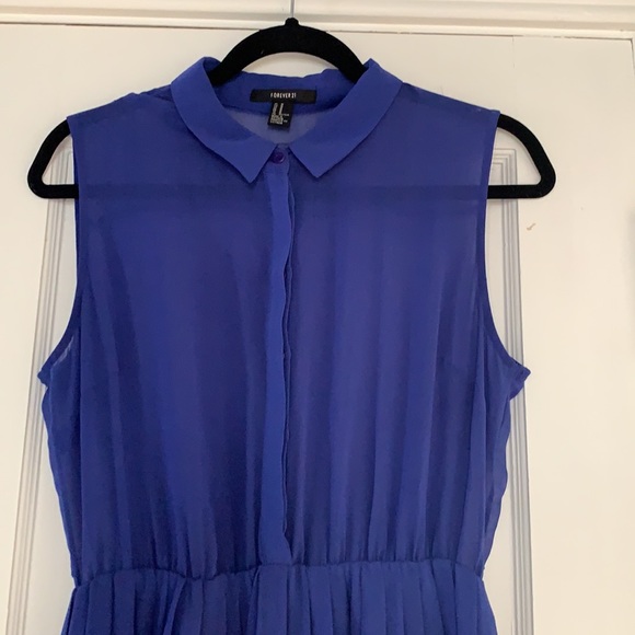 Forever 21 Pleated Dress - Picture 2 of 5